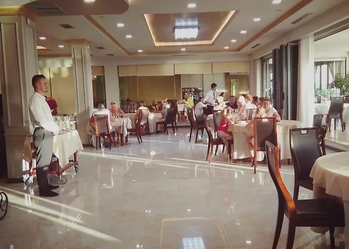 Hotel Palma Shkallnur